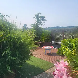 Homestay - Large In A Spacious With Stunning Rooftop Terrace Châtenay