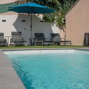 Chez Pascal Et Olivier Saint-Chamas
